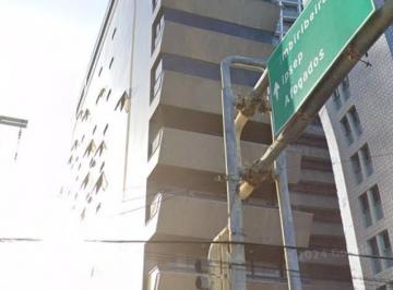 Apartamento de 5 quartos, Recife · Av 4.2 Milhões 275 m² 4 Suítes 4 Vagas 1 por Andar No Melhor Trecho de Mar