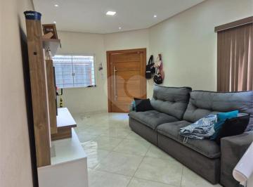 Casa · 193m² · 3 Quartos · 2 Vagas · Casa Em Jardim Tamoio, Jundiaí/sp de 193 m² 3 Quartos À Venda por R$640.000