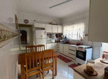 Casa · 93m² · 3 Quartos · 2 Vagas · Casa Em Vila Amorim, Suzano/sp de 93 m² 3 Quartos À Venda por R$470.000