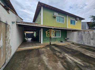 1f930b6edd25f61584530c99fd9ccbf0.jpg · Casa Com 4 Dormitórios No Jardim Mariléa | a 100 m Da Rodovia