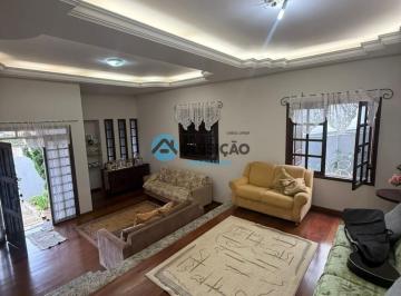 Casa · 360m² · 4 Quartos · 4 Vagas · Casa 4 Quartos Sendo 3 Suítes (Suíte Master Com Hidromassagem)
