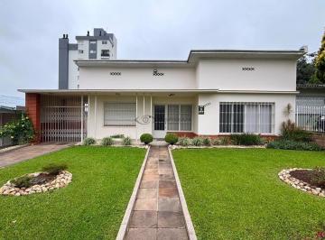Casa · 238m² · 4 Quartos · 3 Vagas · Oportunidade Com Excelente Localização No Centro de Santa Cruz Do Sul