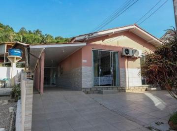 Casa · 180m² · 4 Quartos · 2 Vagas · More a 150 m Do Mar Do Ribeirão Da Ilha, Florianópolis/sc