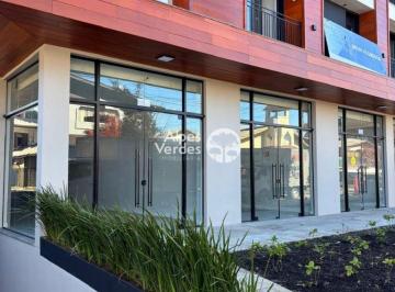 vbonz082odljownkmtq1yjkw_md · Vende - Se/aluga - Se Sala Comercial Em Gramado, 77 m