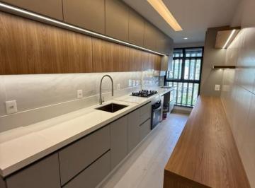 Apartamento · 131m² · 3 Quartos · 2 Vagas · Apartamento de Alto Padrão No Alto! 3 Suítes.