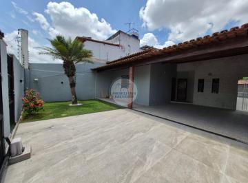 Casa pra venda no bairro Santa Monica · Casa Reformada No Santa Mônica | Comercial E Residencial