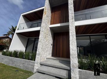Apartamento · 165m² · 2 Quartos · 1 Vaga · Apartamento No Ferraz Em Garopaba