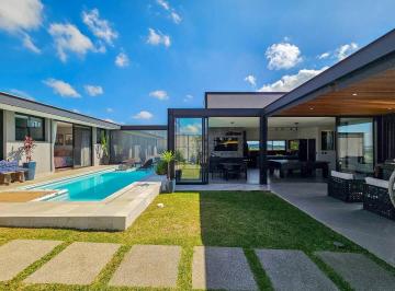 9032.jpg · Casa Com 3 Suítes No Fazenda Serrazul II por R$4.260.000