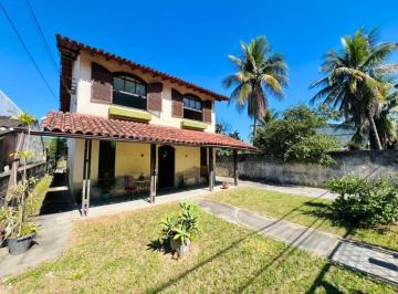 Casa · 200m² · 3 Quartos · 2 Vagas · Casa Em Itaipu, Niterói/rj de 200 m² 3 Quartos Para Locação R$3.800,00/mes