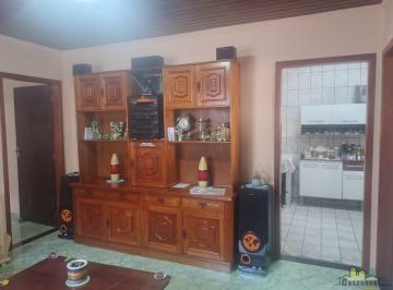 Casa · 161m² · 2 Quartos · 2 Vagas · Casa Em Centro, Jacareí/sp de 0 m² 2 Quartos À Venda por R$360.000