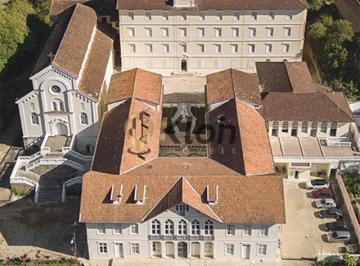 Apartamento · 25m² · 1 Quarto · 1 Vaga · Flat No Centro de Petropolis - Ao Lado Faculdade Da Barao Do Rio Branco