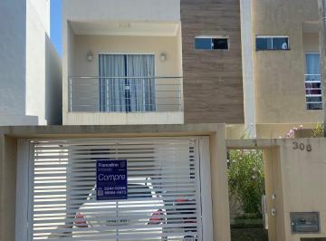 Casa · 80m² · 2 Quartos · 1 Vaga · Sobrado Em Centro, Itajaí/sc de 80 m² 2 Quartos À Venda por R$1.000.000