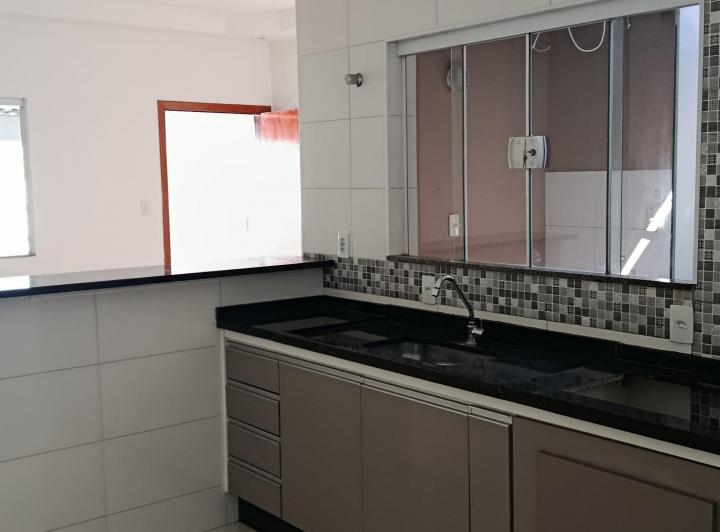 Linda Casa Em Pouso Alegre