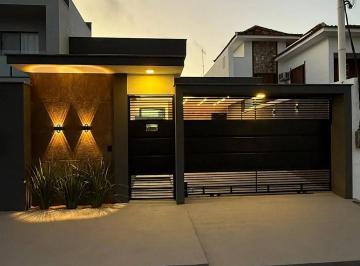 Casa · 170m² · 3 Quartos · 2 Vagas · Casa Padrão À Venda, Flamboyant, Campos Dos Goytacazes, Rj