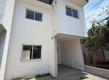 Casa · 230m² · 3 Quartos · 2 Vagas · Casa À Venda Com 3 Quartos, Sendo 1 Suíte - Camaquã, Porto Alegre, Rs