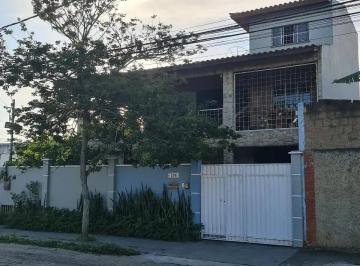 Casa · 310m² · 6 Quartos · 2 Vagas · Casa À Venda 6 Quartos, Sendo 1 Suíte – a Apenas 10 Minutos Do Shopping Boulevard! Campos Dos Goyta