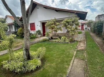 Casa · 500m² · 7 Quartos · Casa À Venda Em Grussaí Com 7 Quartos, Sendo Três Suítes - São João Da Barra, Campos Dos Goytacaz