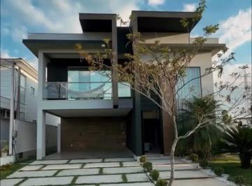 Casa · 300m² · 4 Quartos · 4 Vagas · Royal Boulevard Casa Alto Padrão
