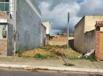 Terreno · 10m² · Terreno À Venda Em Bairro Planejado – 180 m², Ótima Localização E Documentação Com Desconto - Vivend