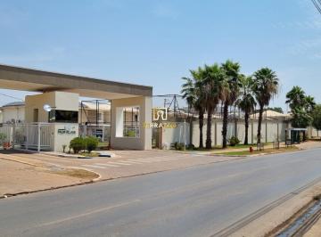 Casa · 140m² · 3 Quartos · 2 Vagas · Condomínio Palm Village - Condomínio Palm Village