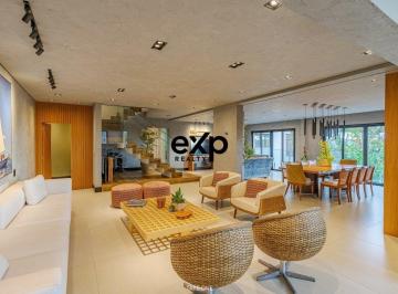 Casa · 391m² · 5 Quartos · 2 Vagas · Casa No Condomínio Marambaia Para Venda Com 5 Quartos, Sendo 5 Suítes, 391 m²