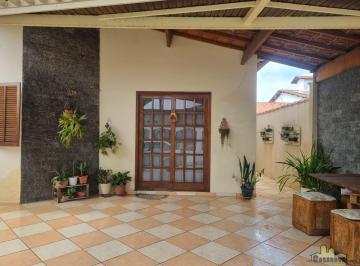 Casa · 250m² · 3 Quartos · 2 Vagas · Casa Em Cidade Jardim, Jacareí/sp de 0 m² 3 Quartos À Venda por R$650.000