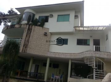 Casa · 366m² · 5 Quartos · 4 Vagas · Casa Triplex a Venda No Village Pendotiba