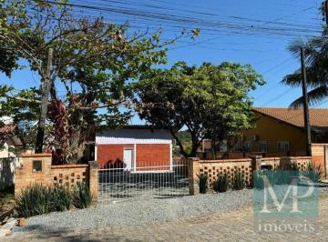 6ce92775db794d16a333f482ade078cf.jpg · Casa Com 5 Dormitórios À Venda, 130 m² por R$900.000 - Armação - Penha/sc