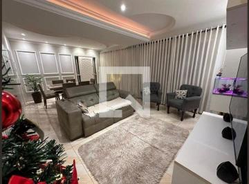 Casa · 250m² · 4 Quartos · 2 Vagas · Imoveis - No Jardim Presidente Dutra
