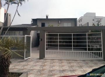 Casa · 350m² · 5 Quartos · 4 Vagas · Casa À Venda Com 5 Quartos, Sendo 1 Suíte - Centro, Torres, Rs