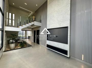 Casa · 218m² · 4 Quartos · 4 Vagas · Casa Térrea Com 4 Suítes E Piscina No Jardins Capri - Go