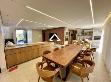Casa · 287m² · 4 Quartos · 4 Vagas · Casa Em Condomínio Para Venda Em Senador Canedo, Jardins Capri, 4 Dormitórios, 4 Suítes, 6 Banheiros