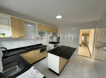 Casa · 134m² · 3 Quartos · 2 Vagas · Sobrado Com Corredor Lateral - Rua Sem Saída Com Vigilante / Segurança - 3 Dorms - 1 Suíte - 2 Vagas