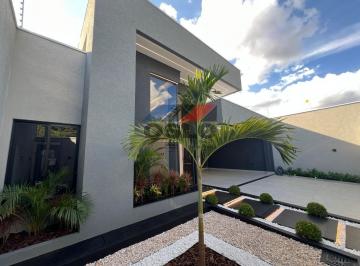 Foto 01 · Casa Alto Padrão Com 3 Suítes Piscina Aquecida Jardim Presidente? Goiânia
