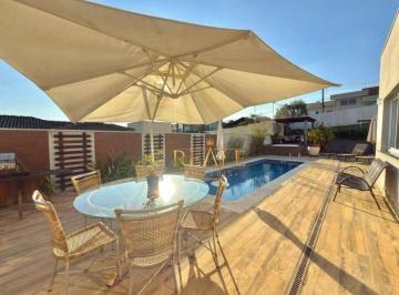 Casa · 320m² · 4 Quartos · 4 Vagas · Casa Em Condomínio Vila Hípica II, Vinhedo/sp de 320 m² 4 Quartos À Venda por R$1.890.000