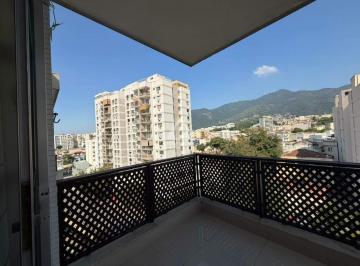 Varanda · Oportunidade: 90 m², 3 Quartos (Suíte), Sol Da Manhã E Pronto Para Morar