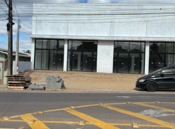 Comercial · 687m² · Pavilhão Para Venda Em Vera Cruz, 4 Banheiros