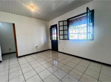 Casa · 100m² · 3 Quartos · 1 Vaga · Charmosa Casa No Centro de Lauro de Freitas!