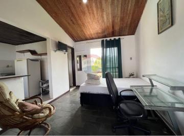 Apartamento · 32m² · 1 Quarto · 1 Vaga · Estúdio Mobiliado Em Buraquinho