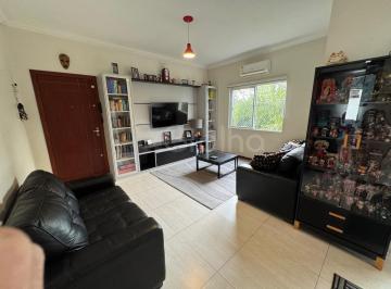 Sala · Apartamento 3 Dormitórios Com 104 m²