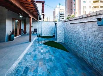 img · Belíssima Casa Linear a Venda | 4 Quartos | 2 Suítes | 4 Vagas