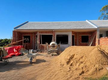 Casa · 69m² · 2 Quartos · 1 Vaga · Geminado Em Construção No Country!