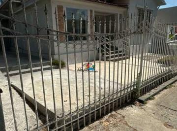 Comercial · 120m² · 5 Quartos · 2 Vagas · Casa Comercial Para Aluguel No Centro de Sete Lagoas | 3 Salas | 5 Quartos | 2 Banheiros | 2 Vagas