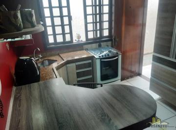 Casa · 300m² · 3 Quartos · 2 Vagas · Casa Em Jardim Bela Vista, Jacareí/sp de 0 m² 3 Quartos À Venda por R$636.000