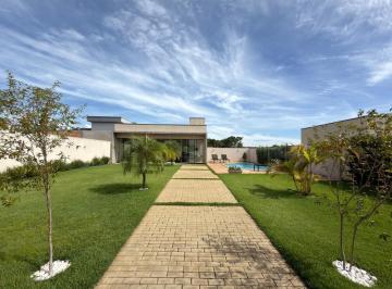 Casa · 290m² · 3 Quartos · 2 Vagas · Casa Em Condomínio Para Venda Em Caldas Novas, Condomínio Marinas Di Caldas, 3 Dormitórios, 1 Suíte