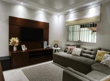 Casa · 130m² · 3 Quartos · 2 Vagas · Casa Térrea À Venda 3 Quartos 1 Suíte 2 Vagas Novo Oratório - Santo André - Sp