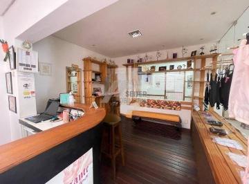 Comercial · 140m² · 1 Vaga · Comercial Em Córrego Grande Com 140 m² E 2 Vagas de Garagem