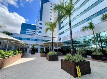 Comercial · 48m² · 1 Vaga · "Alugue o Ponto Perfeito Na Estrada Do Côco!"