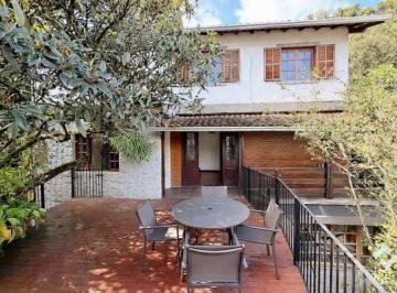 Casa · 189m² · 5 Quartos · 2 Vagas · Casa Com 5 Quartos À Venda Nas Pimenteiras Em Teresópolis Rj Com Terreno de 960 m²