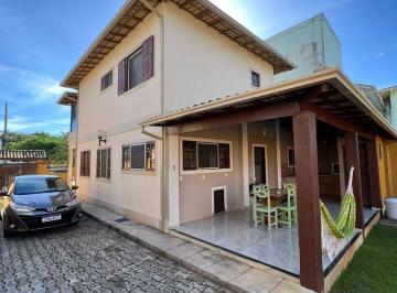 Casa · 143m² · 4 Quartos · 3 Vagas · Casa Com 4 Dormitórios À Venda, 143 m² por R$900.000 - Recreio - Rio Das Ostras/rj